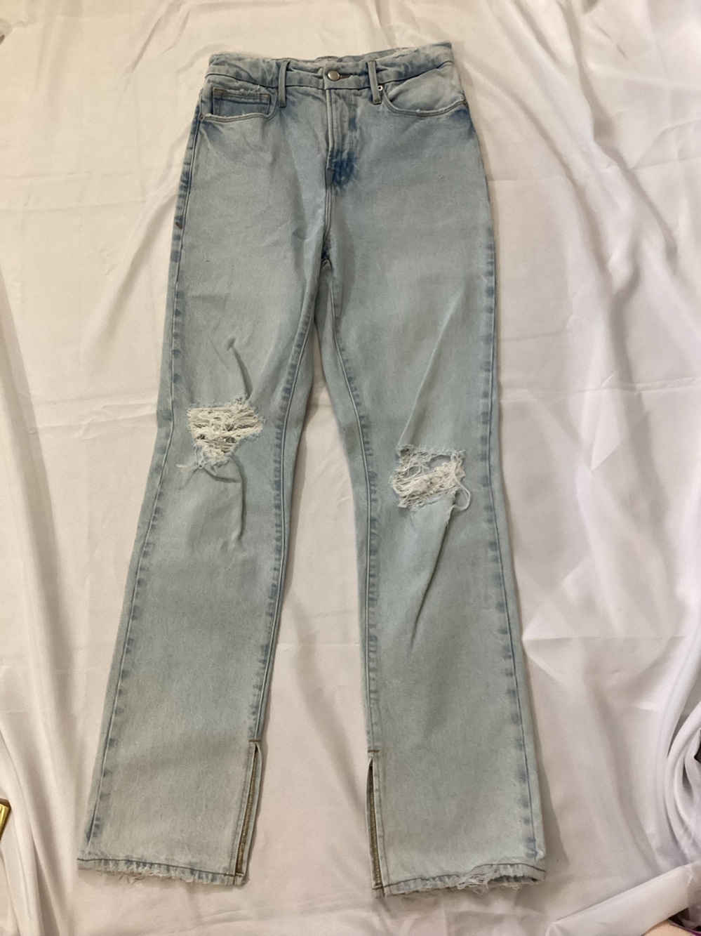 "Good American" light blue zip up jeans. Size. 2/26 Reg.